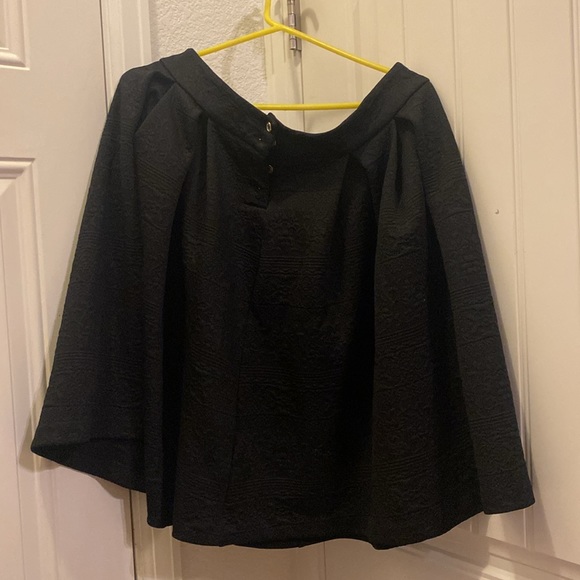 Junior/womens skirt - Picture 3 of 4